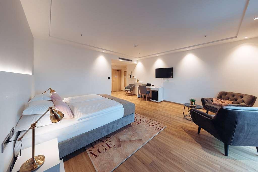 Antunovic Hotel East 赛斯韦泰 便利设施 照片