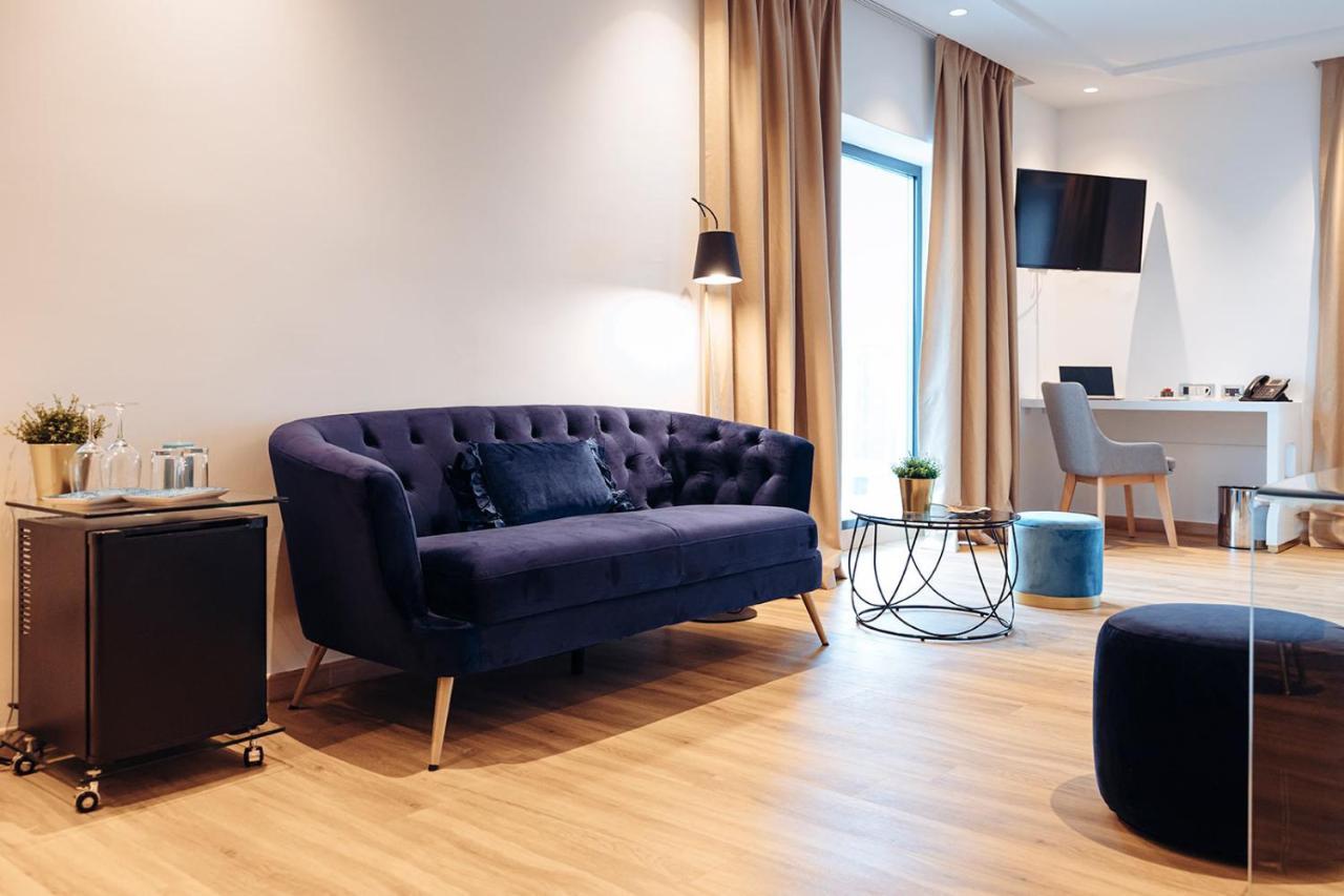 Antunovic Hotel East 赛斯韦泰 外观 照片